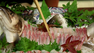 豪華な鯛の舟盛りの動画サムネイル（2016 いただきます大和町のYouTube動画へリンク）