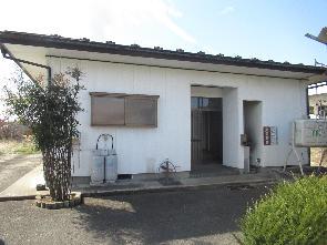 平屋の賃貸（表側）